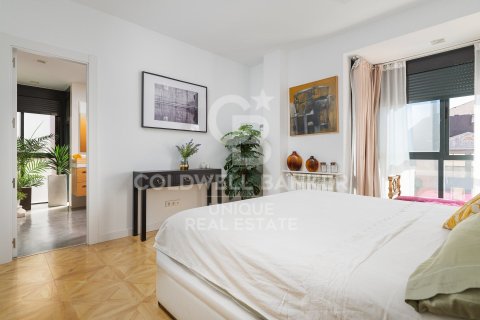 Продажа дуплекса в Мадрид, Испания 4 спальни, 260м2 №157471 - фото 17