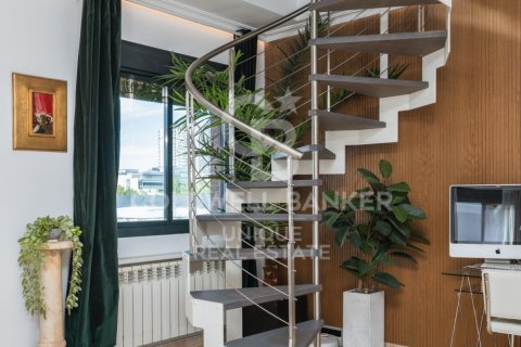 Продажа дуплекса в Мадрид, Испания 4 спальни, 260м2 №157471 - фото 8