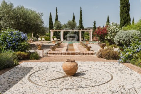 House for sale in Marbella, Malaga, Spain 7 bedrooms, 1133 sq.m. No. 157472 - photo 2