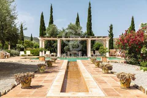 House for sale in Marbella, Malaga, Spain 7 bedrooms, 1133 sq.m. No. 157472 - photo 3