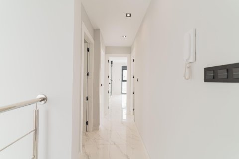 Villa for sale Punta Prima, Alicante, Spain 4 bedrooms, 121 sq.m. No. 136954 - photo 22