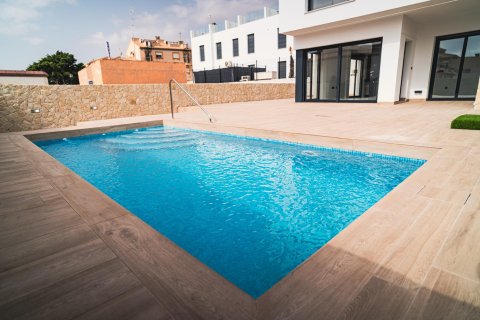 Villa for sale Punta Prima, Alicante, Spain 4 bedrooms, 121 sq.m. No. 136954 - photo 6