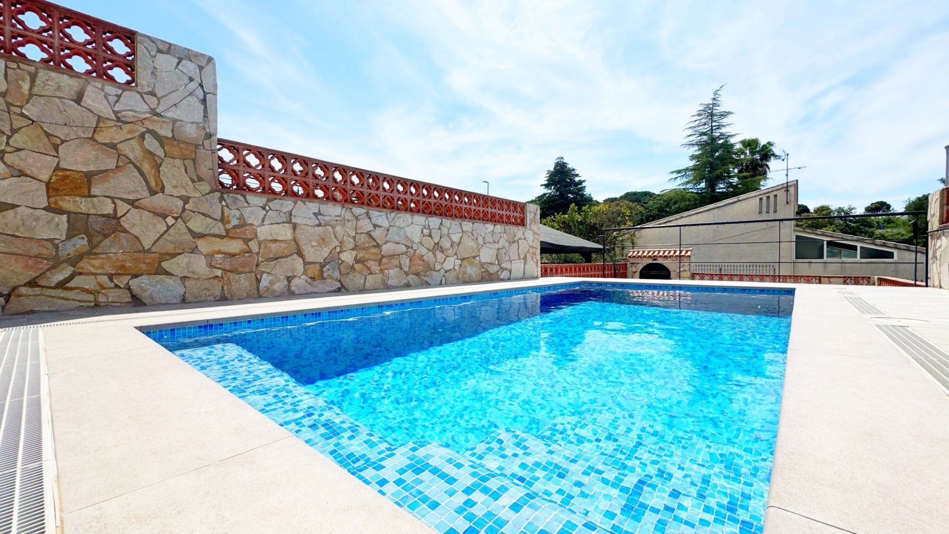 Villetta a schiera a Lloret de Mar, Girona, Spagna 4 camere da letto, 154 mq. N° 173476