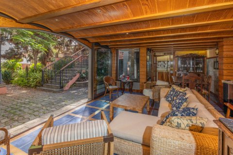 Villa for sale in Tafira Alta, Gran Canaria, Spain 6 bedrooms, 542 sq.m. No. 173475 - photo 4