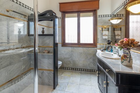 Villa for sale in Tafira Alta, Gran Canaria, Spain 6 bedrooms, 542 sq.m. No. 173475 - photo 14