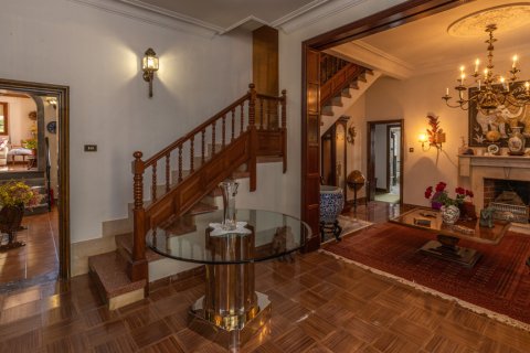 Villa for sale in Tafira Alta, Gran Canaria, Spain 6 bedrooms, 542 sq.m. No. 173475 - photo 9