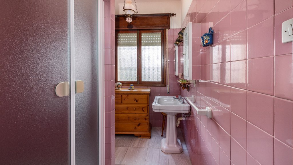 Villa a Tafira Alta, Gran Canaria, Spagna 6 camere da letto, 542 mq. N° 173475