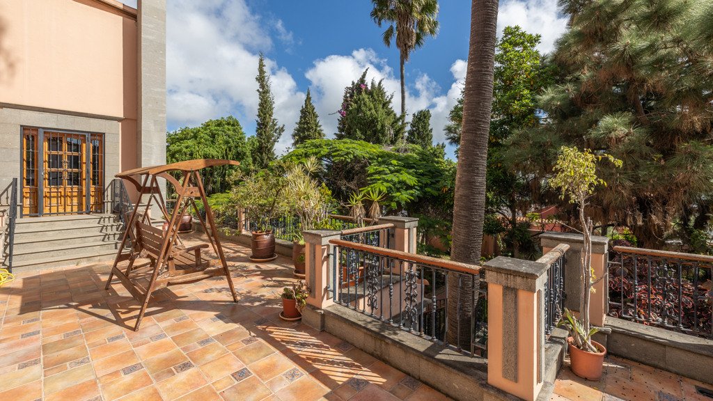 Villa a Tafira Alta, Gran Canaria, Spagna 6 camere da letto, 542 mq. N° 173475