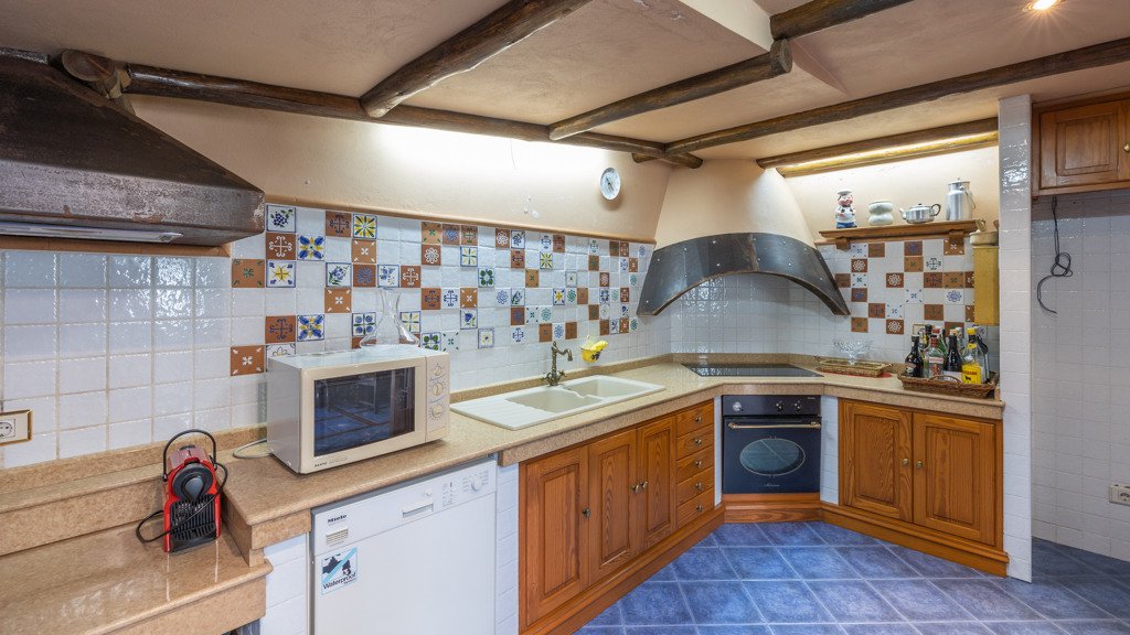 Villa a Tafira Alta, Gran Canaria, Spagna 6 camere da letto, 542 mq. N° 173475