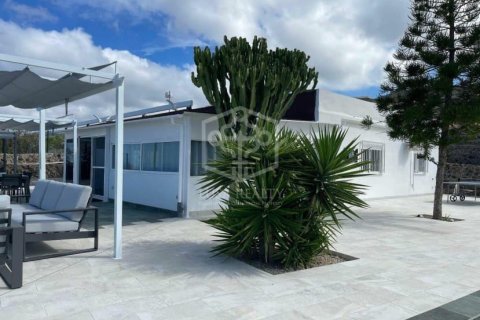 Villa en venta Guía de Isora, Tenerife, España 5 dormitorios, 230 m2 No. 138190 - foto 2