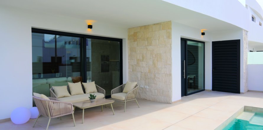 Huvila Dolores, Alicante, Espanja 3 makuuhuonetta, 133 m2 No. 138192