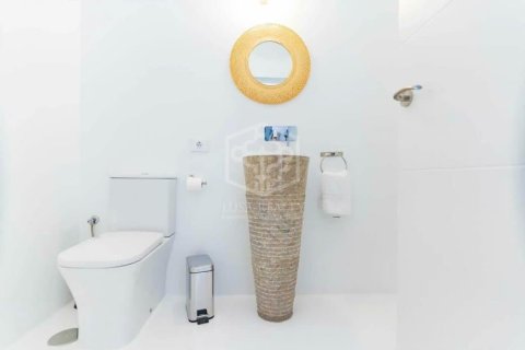 Radhus till salu Adeje, Tenerife, Spanien 3 sovrum, 138 kvm. Nr. 138189 - foto 9