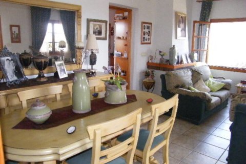 Villa for sale Daya Nueva, Alicante, Spain 4 bedrooms, 370 sq.m. No. 115181 - photo 3