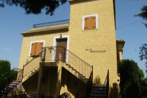 Villa for sale Daya Nueva, Alicante, Spain 4 bedrooms, 370 sq.m. No. 115181 - photo 10