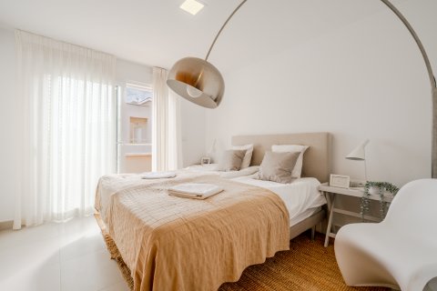 Продажа виллы в Ла-Манга-дель-Мар-Менор, Мурсия, Испания 5 спален, 210м2 №119931 - фото 24