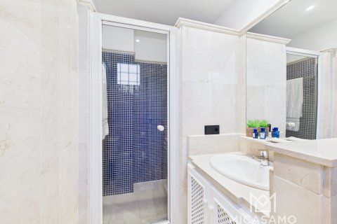 Продажа виллы в Ла-Манга-дель-Мар-Менор, Мурсия, Испания 7 спален, 700м2 №119930 - фото 20