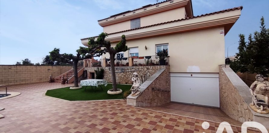 House à San Rafael Del Rio, Castellon, Espagne 5 chambres, 371 m2 No. 172602