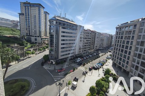 Huoneisto myytävänä Vigo, Pontevedra, Espanja, 3 makuuhuonetta, 162 m2 No. 172601 - kuva 2