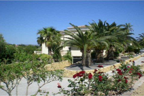Villa pārdošanā L'Alfàs del Pi, Alicante, Spānijā 5 istabas, 1000 m2 Nr. 165261 - attēls 5