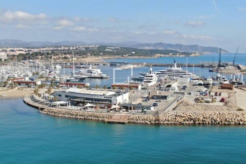 Villa à vendre à Vilanova i la Geltru, Barcelona, Espagne, 4 chambres, 300 m2 No. 150870 - photo 7