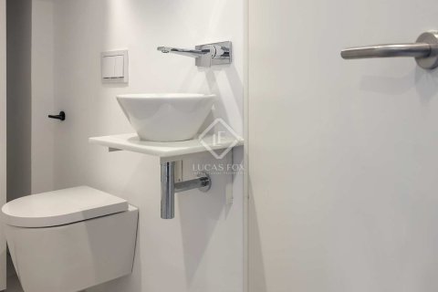 Dzīvoklis pārdošanā Barcelona, Spānijā 2 istabas, 115 m2 Nr. 150867 - attēls 20