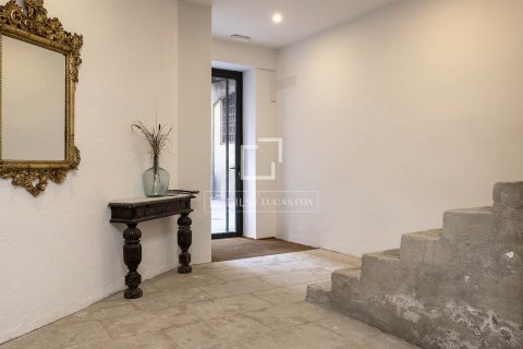 Dzīvoklis pārdošanā Barcelona, Spānijā 2 istabas, 115 m2 Nr. 150867 - attēls 27