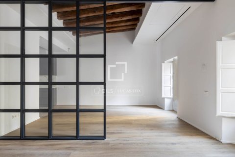 Dzīvoklis pārdošanā Barcelona, Spānijā 2 istabas, 115 m2 Nr. 150867 - attēls 7