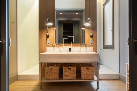 Dzīvoklis pārdošanā Barcelona, Spānijā 4 istabas, 210 m2 Nr. 150869 - attēls 20