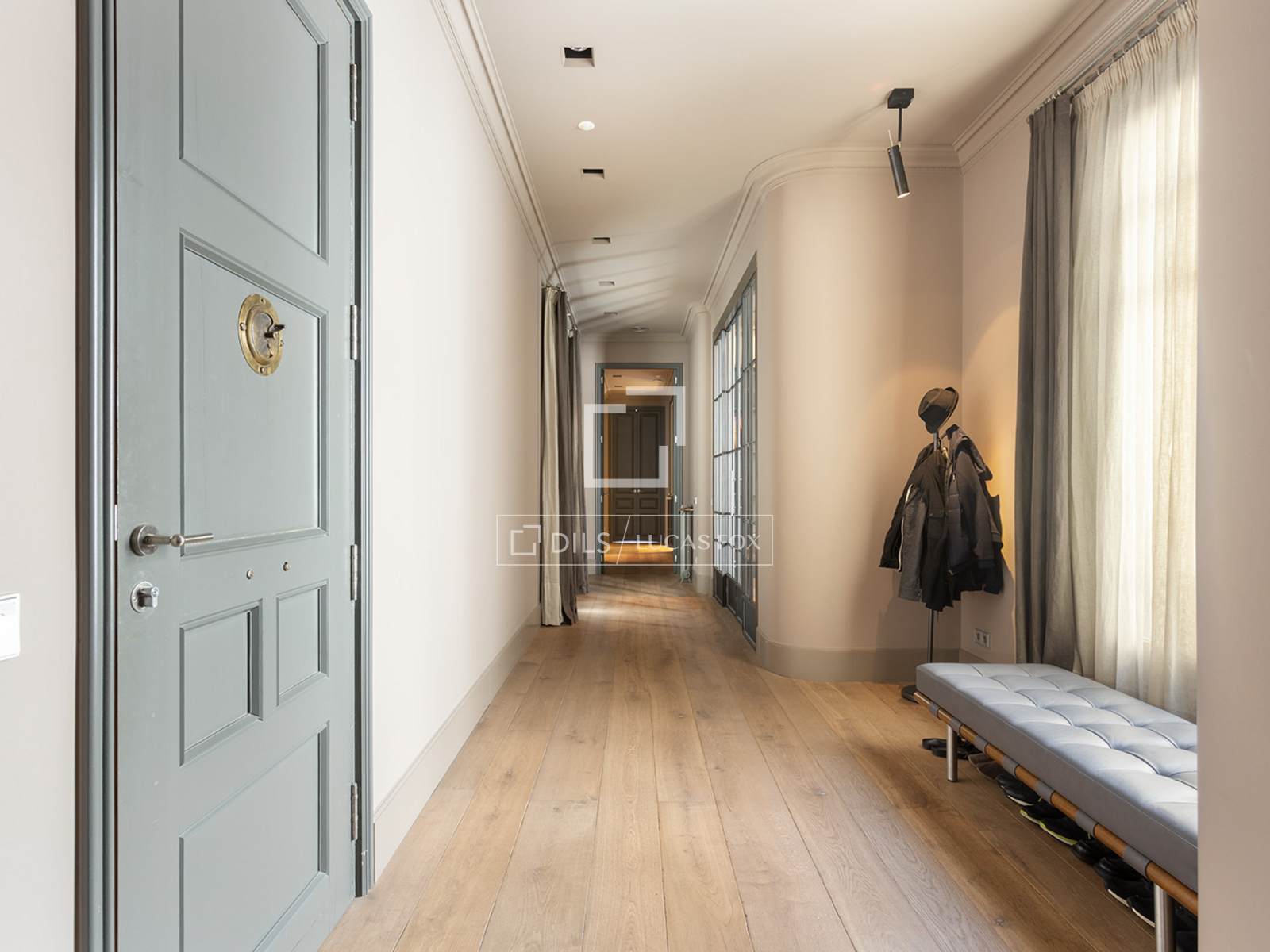 Dzīvoklis Barcelona, Spānijā 4 istabas, 210 m2 Nr. 150869