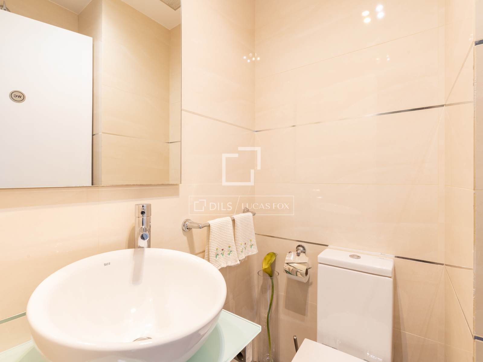 Villa en Barcelona, España 6 dormitorios, 522 m2 No. 150873