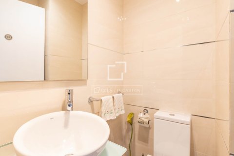 Villa till salu i Barcelona, Spanien 6 sovrum, 522 kvm. Nr. 150873 - foto 19