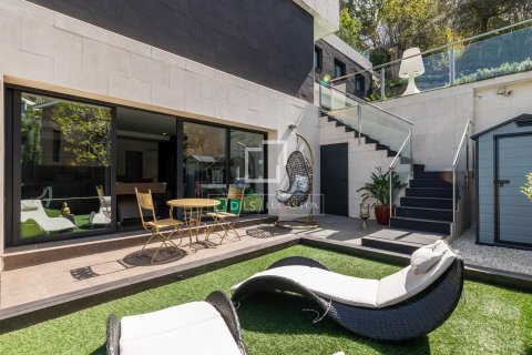 Villa till salu i Barcelona, Spanien 6 sovrum, 522 kvm. Nr. 150873 - foto 11