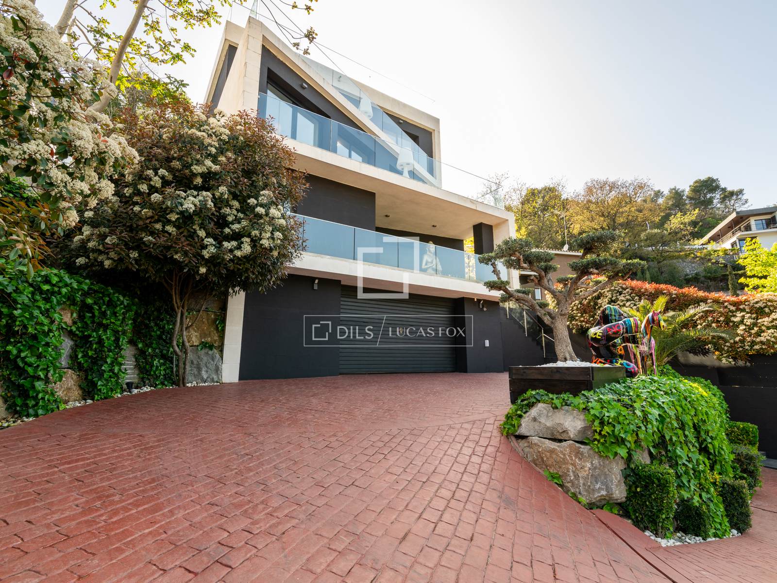 Villa en Barcelona, España 6 dormitorios, 522 m2 No. 150873