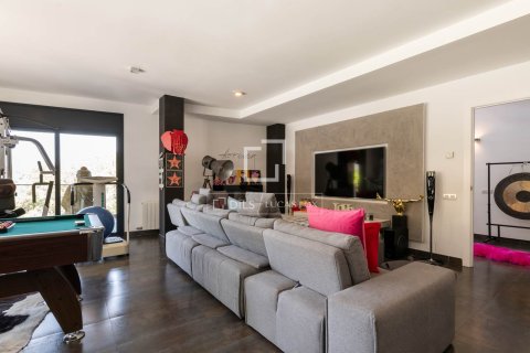 Villa till salu i Barcelona, Spanien 6 sovrum, 522 kvm. Nr. 150873 - foto 10