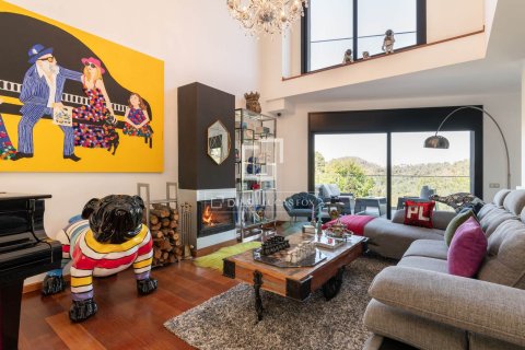 Villa till salu i Barcelona, Spanien 6 sovrum, 522 kvm. Nr. 150873 - foto 2