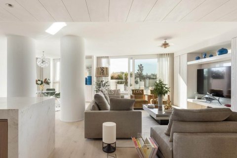 Penthouse w Barcelona, Hiszpania 4 sypialnie, 309 mkw. nr 150868 – zdjęcie 15