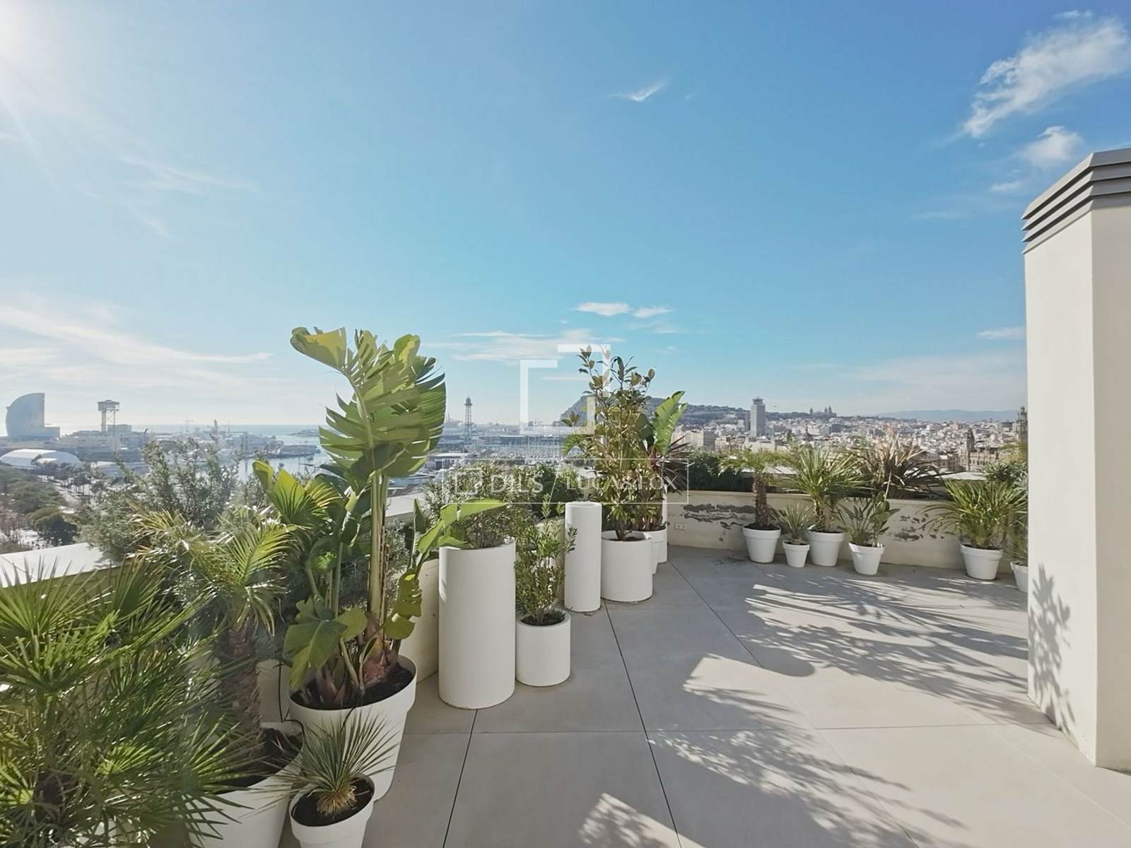 Attico a Barcelona, Spagna 4 camere da letto, 309 mq. N° 150868
