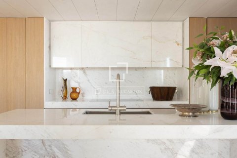 Penthouse w Barcelona, Hiszpania 4 sypialnie, 309 mkw. nr 150868 – zdjęcie 18