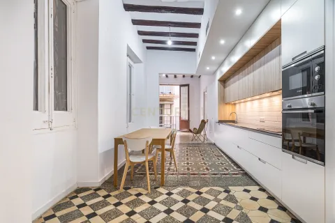Apartment in Barcelona, Spain 2 bedrooms, 99.17 sq.m. No. 168071