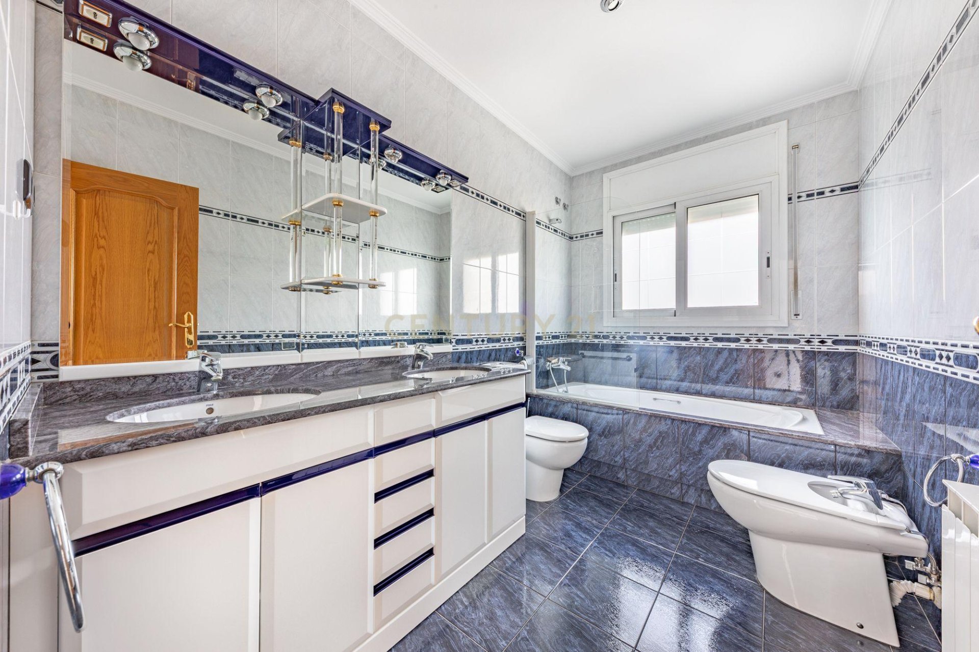 Дом в Сентменат, Барселона, Испания 6 спален, 245м2 №168070