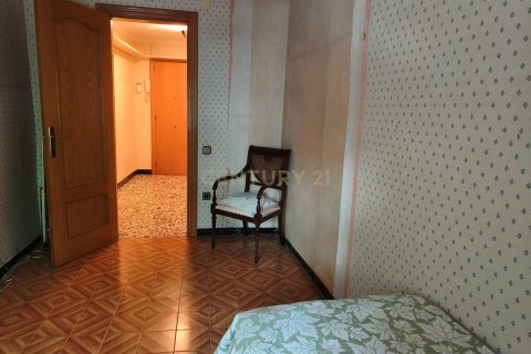 Apartament w L'Hospitalet de Llobregat, Barcelona, Hiszpania 3 sypialnie, 70 mkw. nr 168073 – zdjęcie 5
