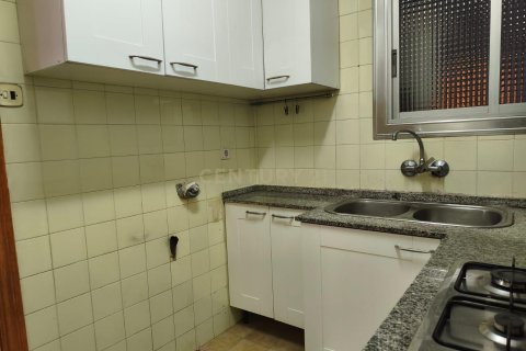Apartament w L'Hospitalet de Llobregat, Barcelona, Hiszpania 3 sypialnie, 70 mkw. nr 168073 – zdjęcie 13