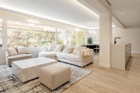 Wohnung zum Verkauf in Madrid, Spanien 3 Schlafzimmer, 185 m2 Nr. 178744 - Foto 2