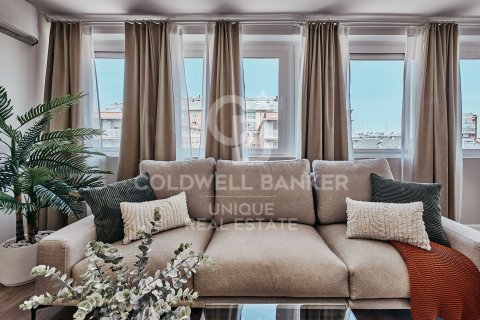 Apartment à vendre à Madrid, Espagne, 3 chambres, 132 m2 No. 178743 - photo 3