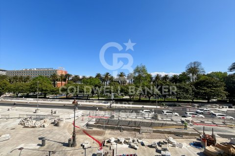 Apartment à vendre à A Coruna, Espagne, 4 chambres, 153 m2 No. 178740 - photo 2