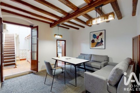 Продажа дома в Канет-де-Мар, Барселона, Испания 6 спален, 168м2 №187991 - фото 3