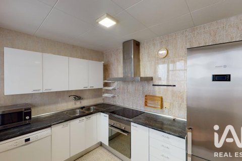 Продажа дома в Канет-де-Мар, Барселона, Испания 6 спален, 168м2 №187991 - фото 10