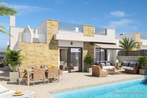 Продажа виллы в Ла Марина, Аликанте, Испания 3 спальни, 99м2 №146786 - фото 1