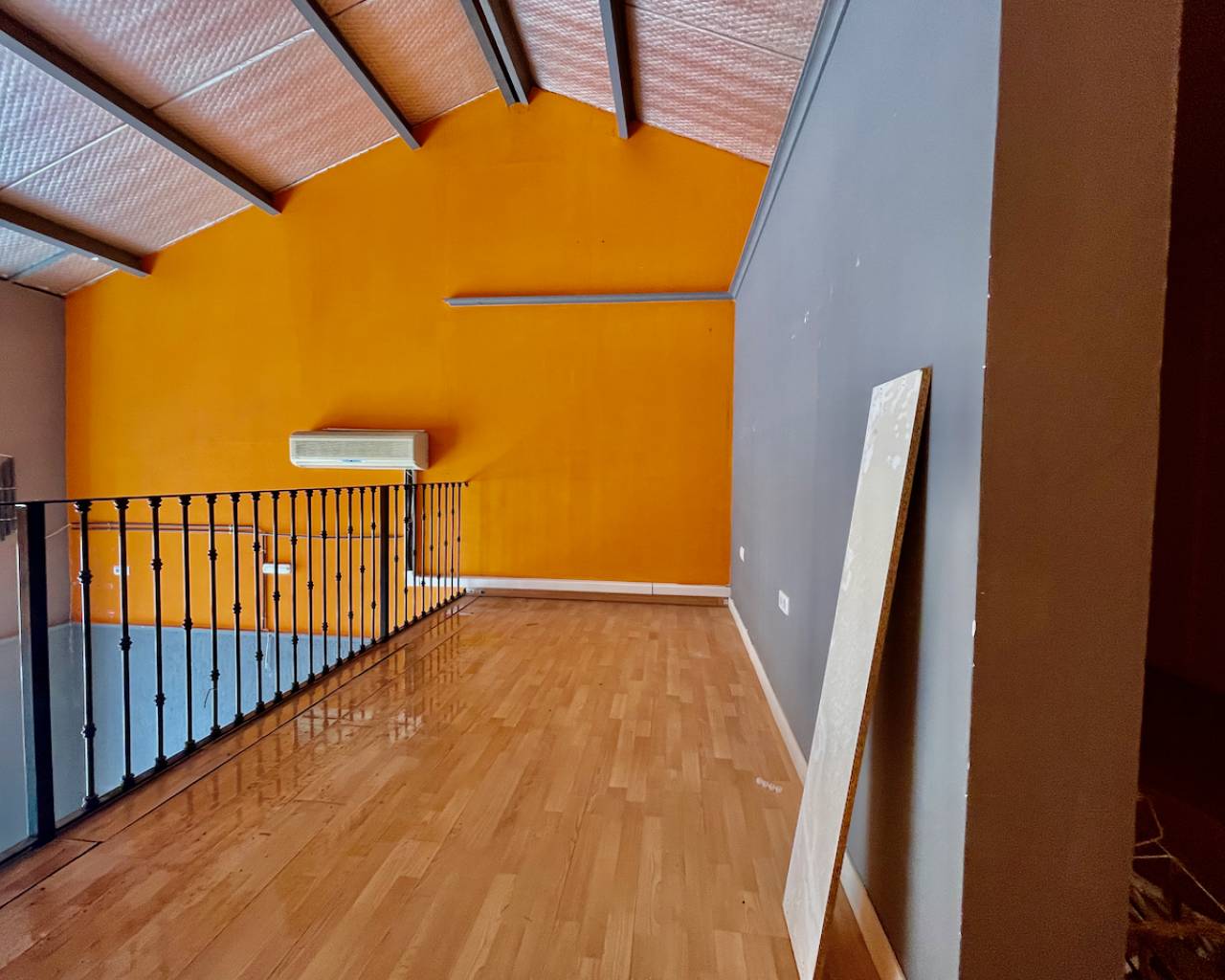 Liikekiinteistö Algorfa, Alicante, Espanja 70 m2 No. 183934