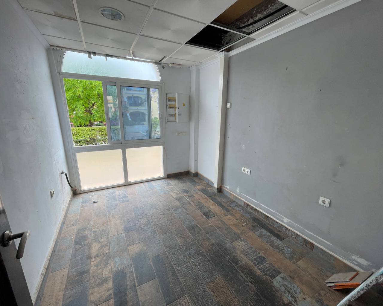 Liikekiinteistö Algorfa, Alicante, Espanja 70 m2 No. 183934